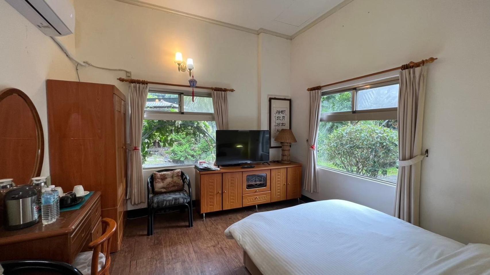 Lohas Gallery Long Stay Hostel Shiding Екстериор снимка